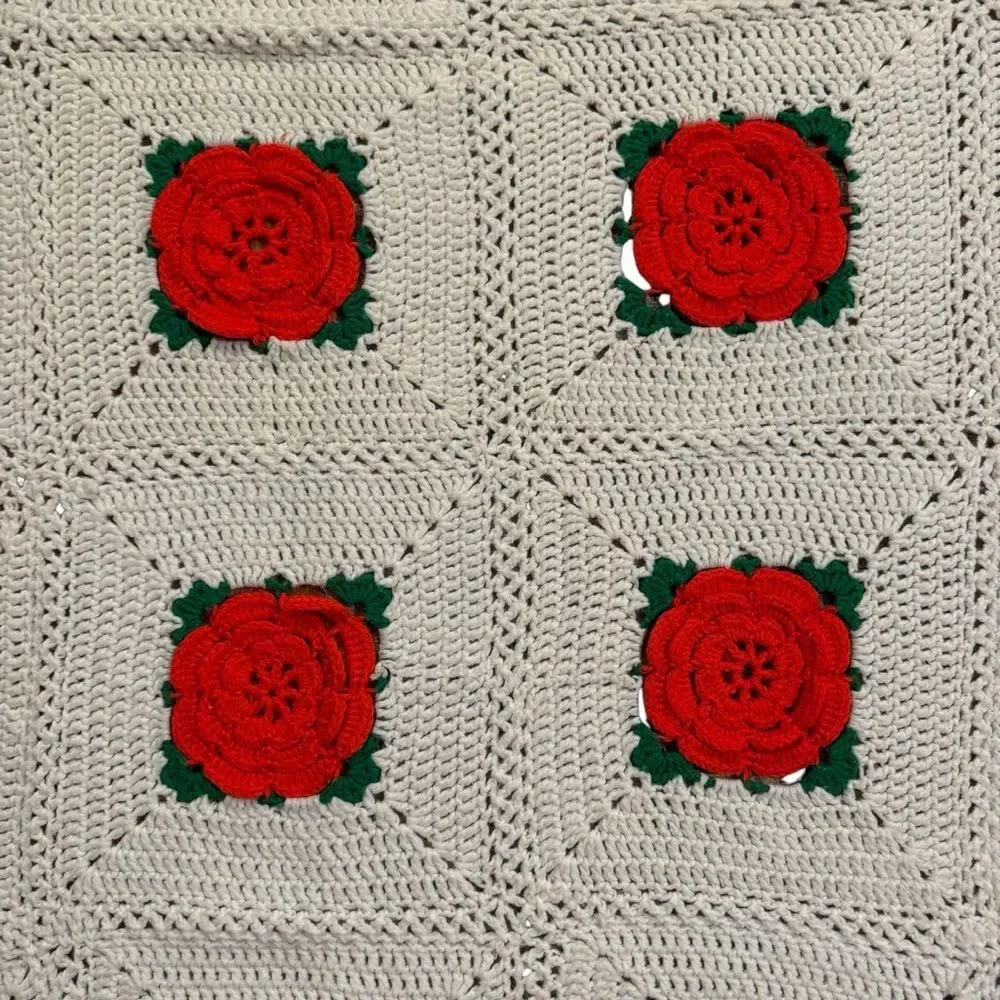 Vintage Crochet Granny Rose Square  Cottagecore Farmhouse Afghan Throw Blanket